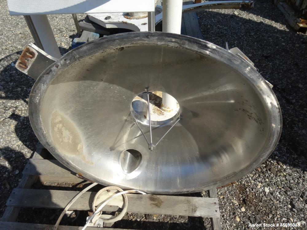 Used Sprout Waldron Pedestal Sifter, Model PS34, Stainless Steel. Approximate 32" diameter single deck, 2 separation. 5 Square feet gross screening area. Capacity approximately 8000 to 16000 pounds p...