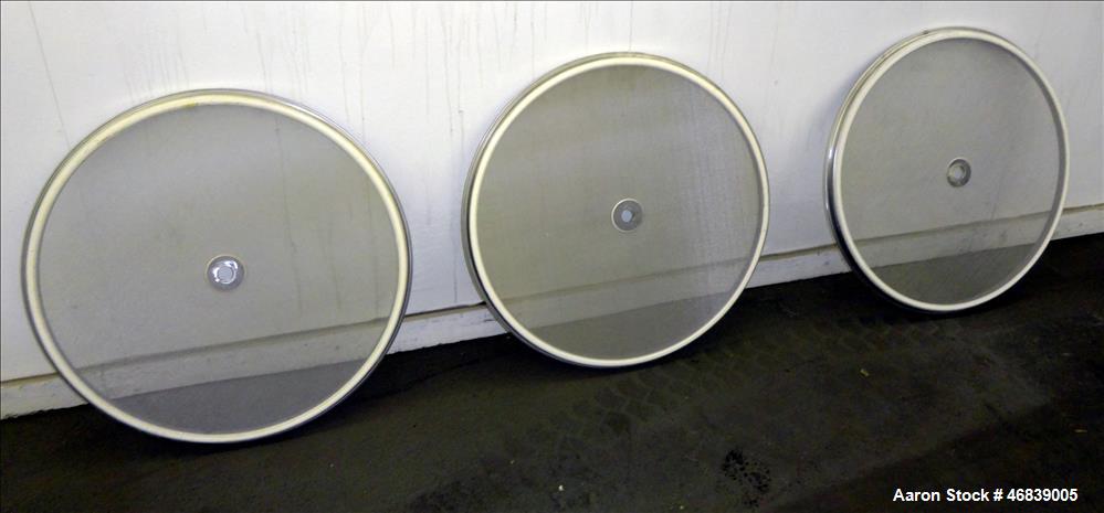 Used Sweco Separator, Model LS30S66, 316 Stainless Steel. 30" Diameter, single deck, 2 separation. Driven by a 1/2 hp, 3/60/440, 1140 rpm motor. 6" Diameter outlet. Bottom skirt mounted. Serial# LS30...