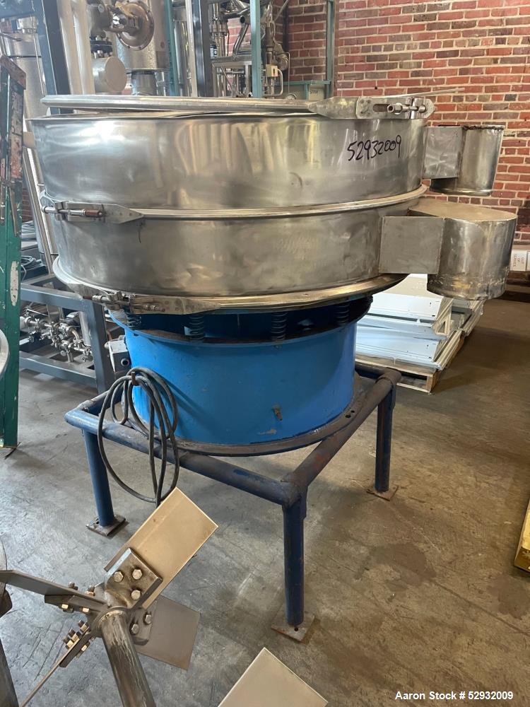 Used Sweco Sifter / Screener, Model S4806886, 48" Diameter, Stainless Steel. Single deck, 2 separation. Requires screen. Driven by a 1hp, 3/60/208-220/440 volt, 1755rpm motor. Clamp-on top cover with...