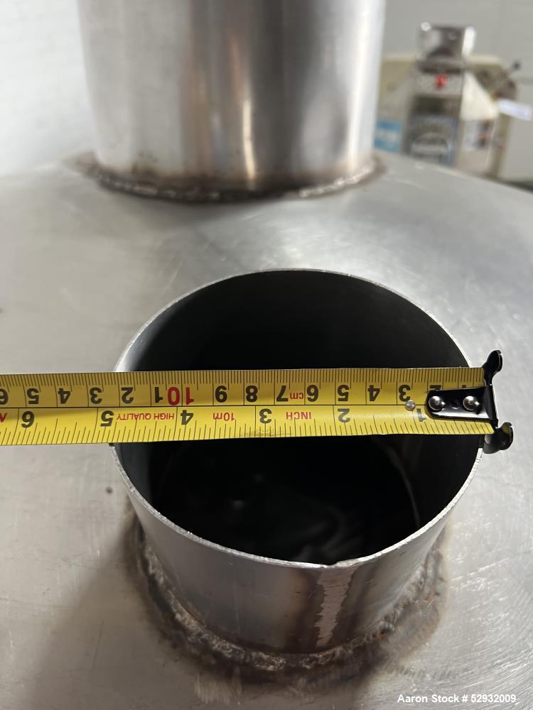 Used Sweco Sifter / Screener, Model S4806886, 48" Diameter, Stainless Steel. Single deck, 2 separation. Requires screen. Driven by a 1hp, 3/60/208-220/440 volt, 1755rpm motor. Clamp-on top cover with...