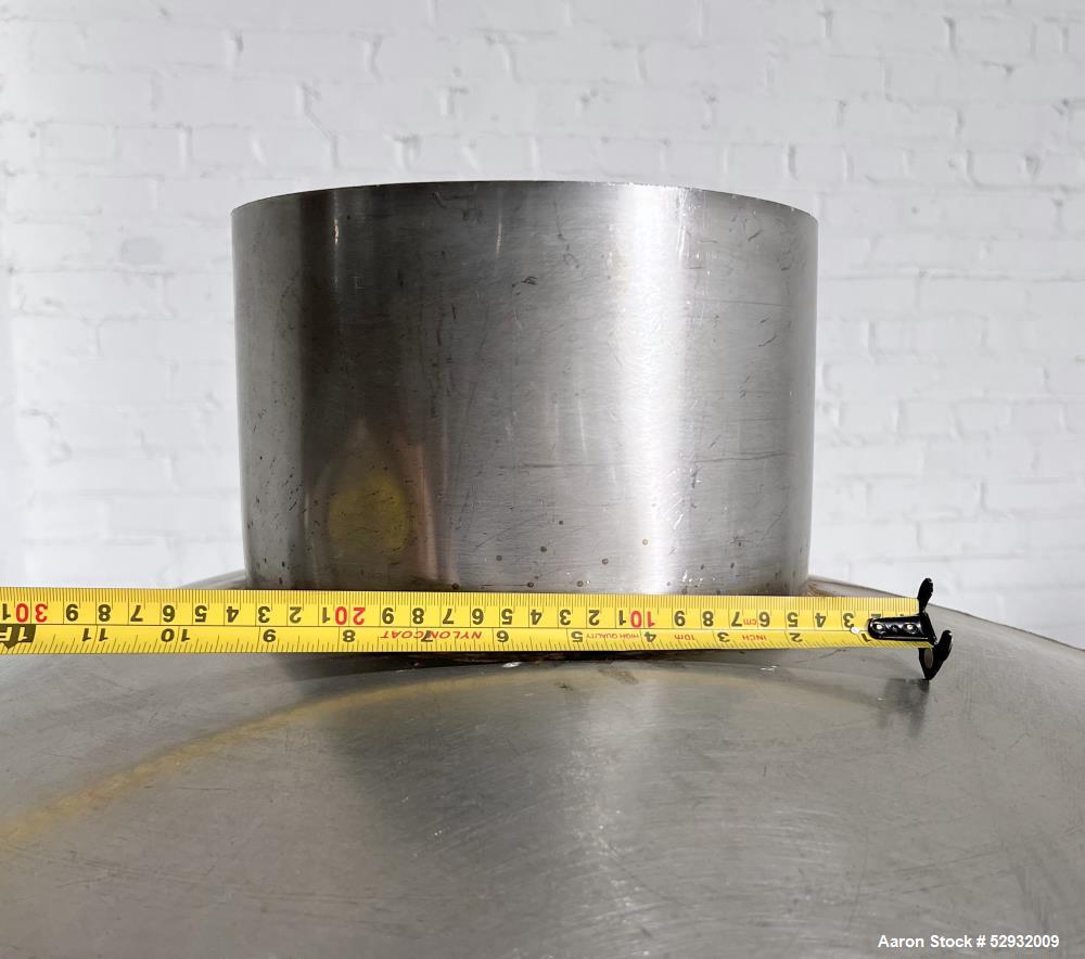 Used Sweco Sifter / Screener, Model S4806886, 48" Diameter, Stainless Steel. Single deck, 2 separation. Requires screen. Driven by a 1hp, 3/60/208-220/440 volt, 1755rpm motor. Clamp-on top cover with...