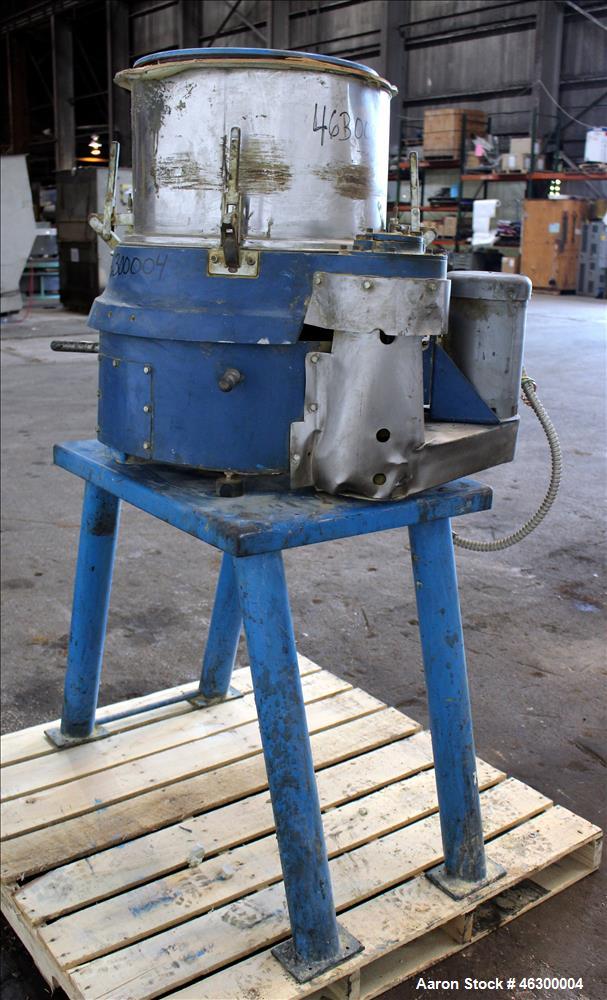 Used Vorti-Siv Vibratory Sieving Machine, Model XL AVS20000, 304 Stainless Steel. Approximately 22" diameter. Single deck, pass thru design. Driven by 2 hp, 3/60/208-230/460 volt, 1725 rpm motor. 3-1...