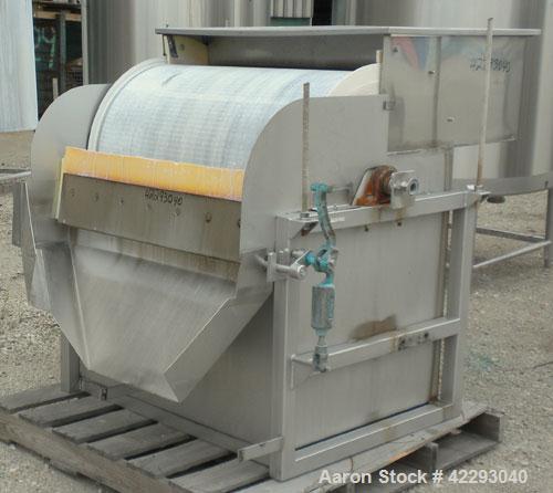 Used Sani-Matic Rotary Drum Strainer, Model ERDS 25 X 36, 304 Stainless Steel. 25’’ Diameter x 36’’ wide rotary wedge wire drum. Flow rate 200 gallons per minute. Driven by a 3/4 hp, 3/60/230/460 vol...