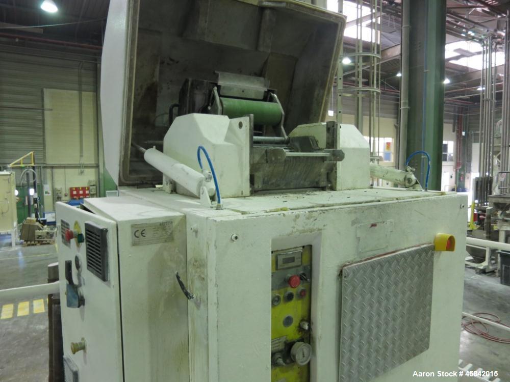 Used Sifter, Stainless Steel, 47.2” x 109.6” (1210 mm x 2810 mm), One Deck, Incl. Metal Detector, on Legs.