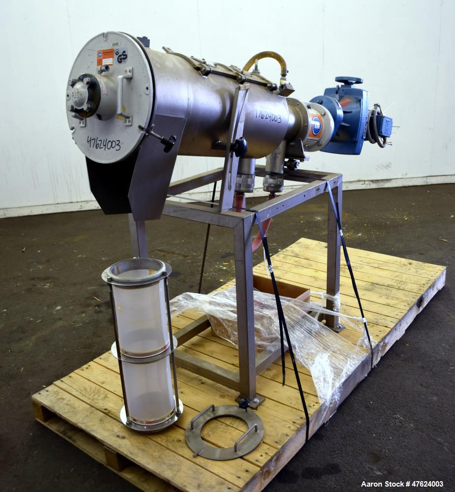 Used Azo FL Liquid Screener, Model FLX-650 LTX, 304 Stainless Steel. Approximate 7" diameter x 24" long screen chamber, internal helical blades with ribbon. Driven by a 4-5hp, 3/60/230/460 volt, 405-...