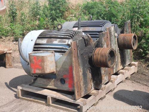 Used Bird Centriscreen, model 18, 316 stainless steel. Approximately 75 hp motor, belt driven