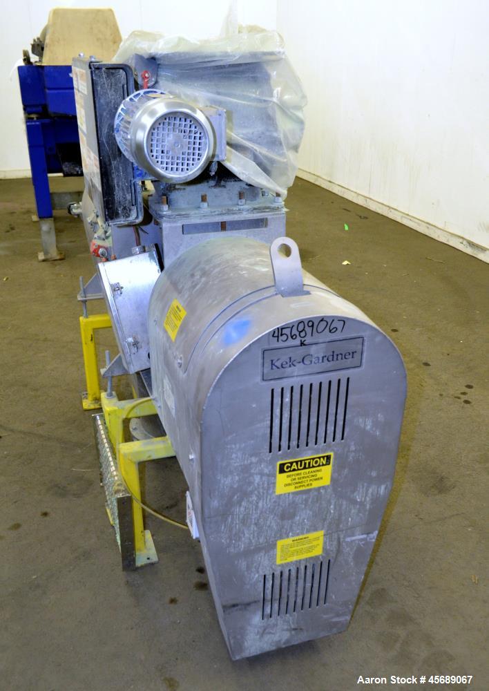 Used Kek-Gardner Centrifugal Sifter, Model K800C, 304 Stainless Steel. Approximate 10" Diameter x 32" long screening chamber with helical rotor. Side and end access doors. 10" Bottom fines outlet, 8"...