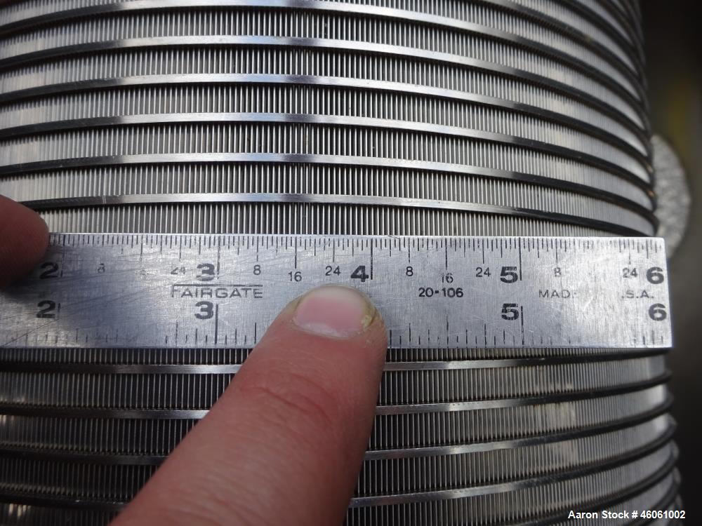 Used Kason Centri-Sifter, Model MO-SS, Carbon steel housing. Approximate 10" Diameter x 24" long 304 stainless steel rotor. Side access doors, 6.5" diameter top inlet with a screw feeder, 10" diamete...