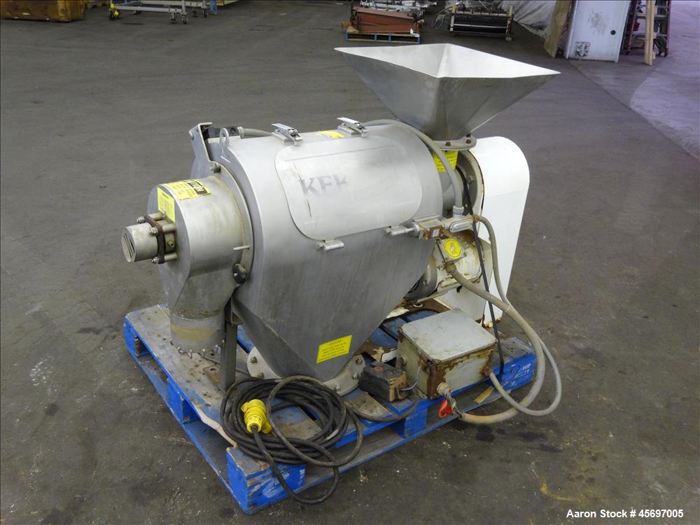 Used Kemutec (KEK) Centrifugal Sifter Model K-650. Approximate 12" Diameter x 24" long 316 Stainless Steel Chamber. 6" Diameter x 10" long 304 stainless steel screw, 20" x 20" 304 stainless steel top...