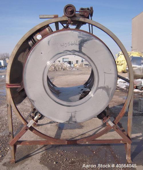 Used Vegetable Tumble Dryer, 304 stainless steel, inclined.  4 foot diameter x 6 foot long screening section with 2 foot flight spacing, each 2 inches high.  Screen portion appears sound.  Driven by ...
