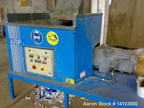 Used ARP twin roll shredder, type CS5000. Material of construction is carbon steel on product contact parts. (2) 10.53" (270mm) diameter x 19.5" (500mm) straight side rolls with knives. Driven via a ...