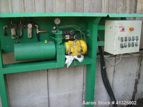 Used Vecoplan VAZ 300-180 UNF Single Roll Shredder with 134 kW (178 hp) motor, 1800 mm x 3000 mm (5.9' x 9.8') inlet, with 620 mm (2') and 1800 mm (5.9') cutting width, 42 knives, including hydraulic...