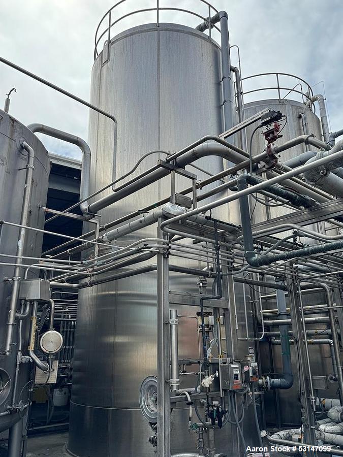 Used Feldmeier 15,000-Gallon Vertical Silo Tank for HFCS & Liquid Ingredient Storage