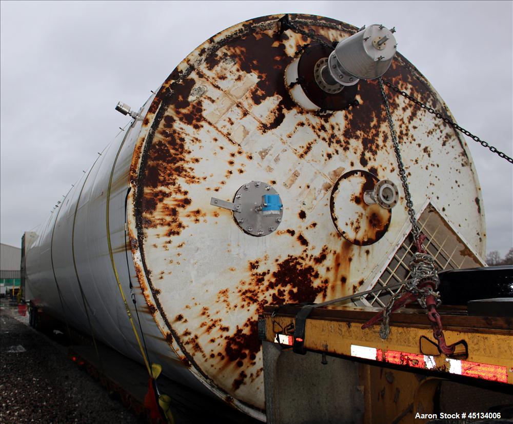Used  Imperial Silo, Approximately 30,000 Gallon