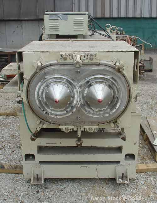 Used Mazzoni High Efficiency Soap Plodder/Extruder, Model M-400. Plodder:  stainless steel contact parts, 22-3/4" wide x 21-1/2" long top feed opening with side feed, breaker assisted. (1) 15" diamet...