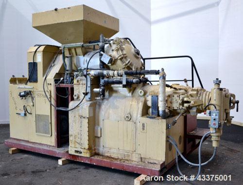Used Meccaniche Moderne Duplex Vacuum Plodder. 1st Stage is a 10” diameter x 36” long 304 stainless steel refiner screw with feed hopper, approximate 12” long section of carbon steel jacketed barrel....