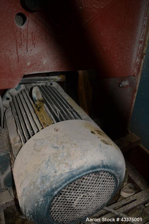 Used Meccaniche Moderne Duplex Vacuum Plodder. 1st Stage is a 10” diameter x 36” long 304 stainless steel refiner screw with feed hopper, approximate 12” long section of carbon steel jacketed barrel....