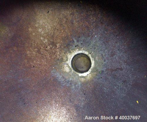 Used Acme Industrial pressure tank, 140 gallon, Hastelloy C-276, vertical. Approximately 28" diameter x 52" straight side, dished top and bottom. Internal rated FV/60 psi at 350 deg.f.. Openings top ...