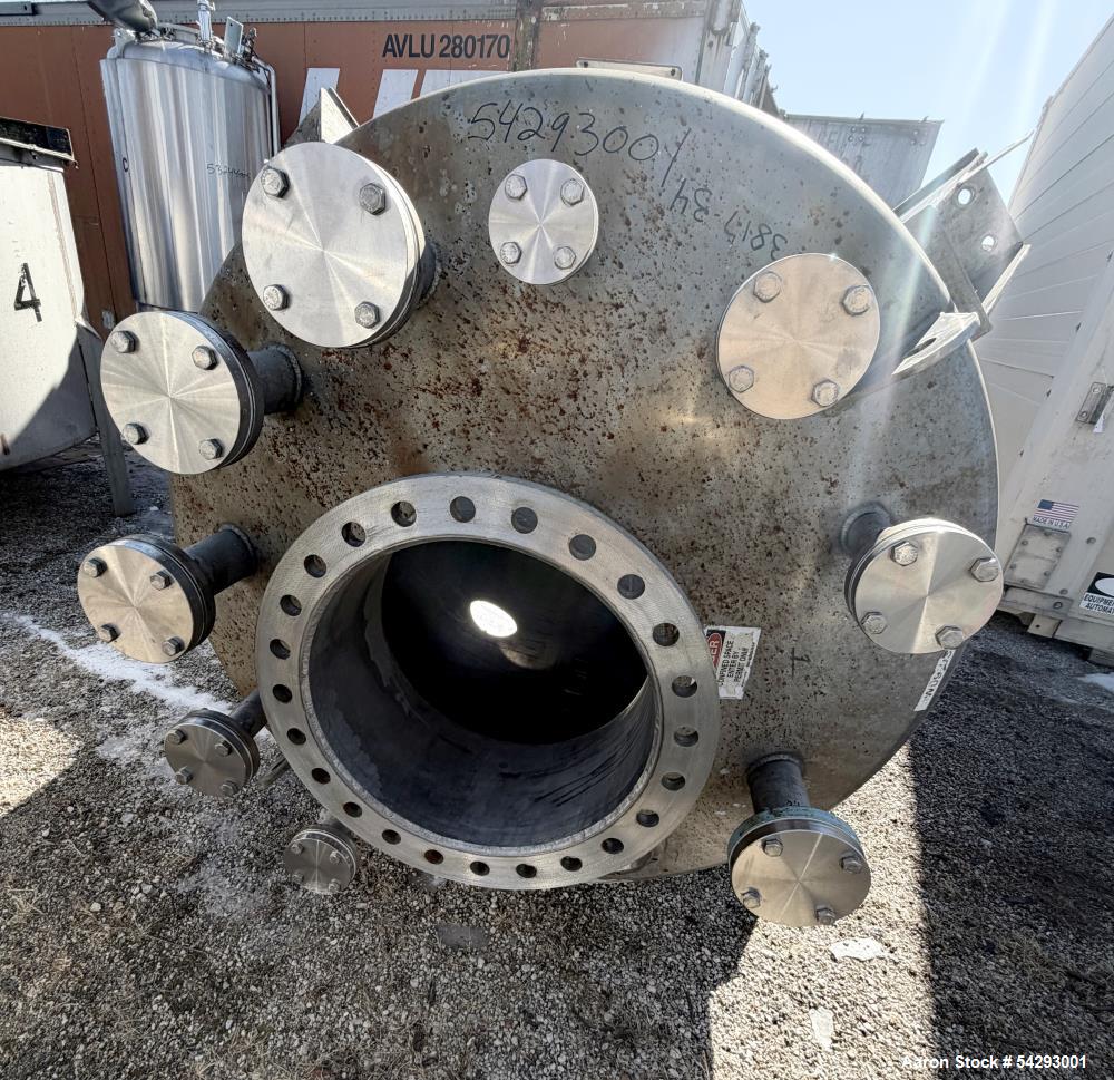 Used MSM 940 Gallon Alloy 20 Vertical Tank – 15 PSI @ 200°F, Side Lug Mounted