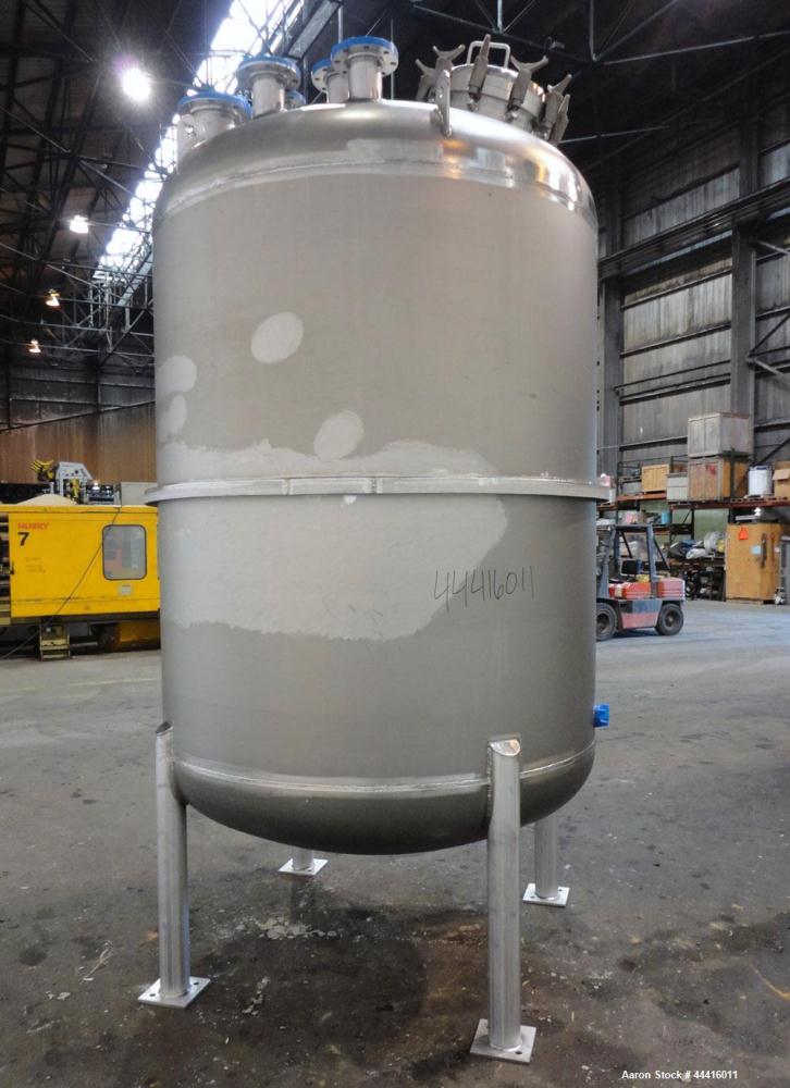 Unused- Stainless Fabrication Pressure Tank, 1600 Gallon, Hastelloy C-276, Vertical.  Approximately 72” diameter x 80” straight side, dished top and bottom. Internal rated 45 psi and full vacuum at -...