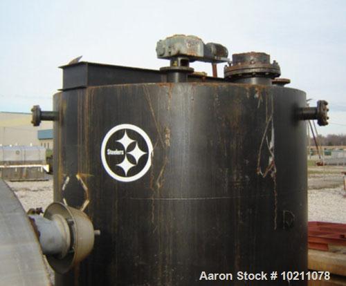 Used-3000 Gallon Mix Tank with Philadelphia Mixer, Carbon Steel Construction. Tank is 8' tall and approximately 8' in diamet...