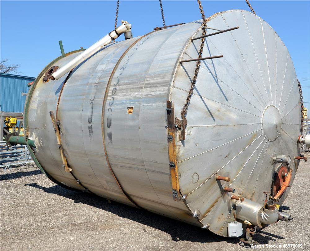 Used Tank, 8,000 Gallon, Carbon Steel, Vertical.