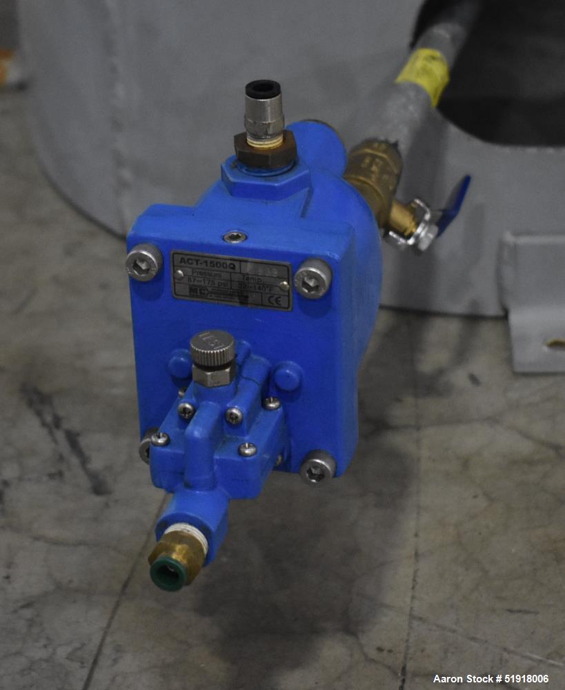 Used Penway Air Receiver, Approximate 300 Gallon, Vertical, Carbon Steel. Approximate 36" diameter x 72" straight side, dished top and bottom. Internal rated 150 psi @ -20 to 450 degrees F. National ...