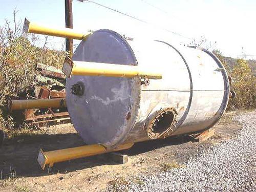 USED: Modern Welding Company Pressure Vessel, 4,500 gallons, carbon steel, insulated.  96" diameter x 138" straight side.  Dish top and bottom.  Designed for 50 psig MAWP at 175 deg F.  Four internal...