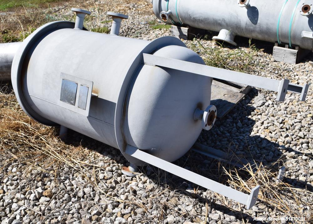 Unused- Apache Pressure Tank, 160 Gallon, Carbon Steel, Vertical. 29.375" Diameter x 42" straight side, 2:1 elliptical heads. Internal rated 150 psi at -20 to 300 degrees F. Openings top (4) 2", side...