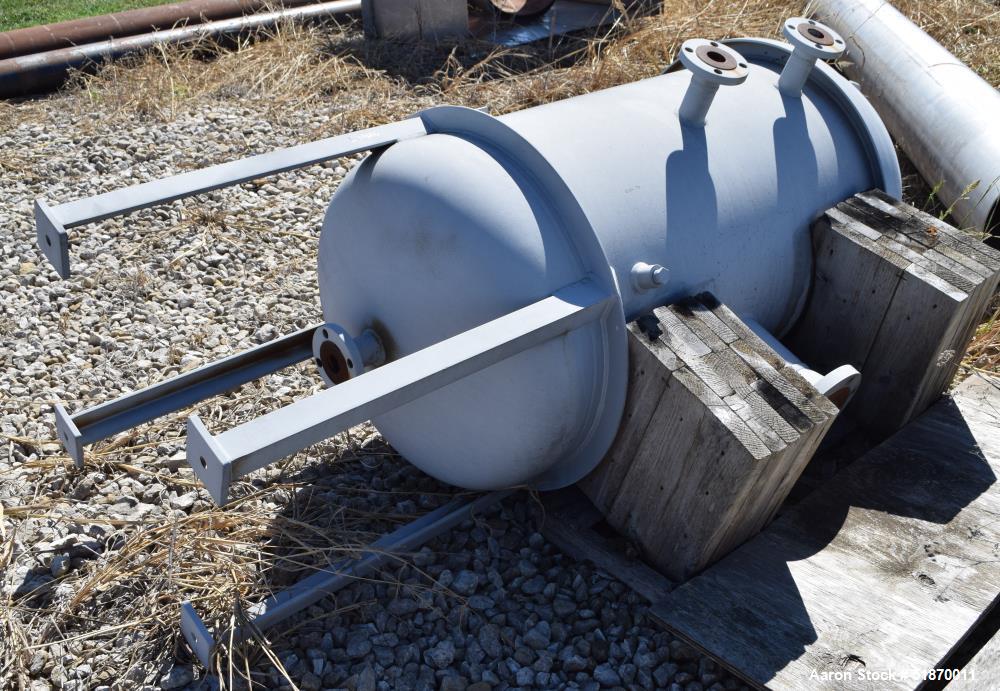 Unused- Apache Pressure Tank, 160 Gallon, Carbon Steel, Vertical. 29.375" Diameter x 42" straight side, 2:1 elliptical heads...