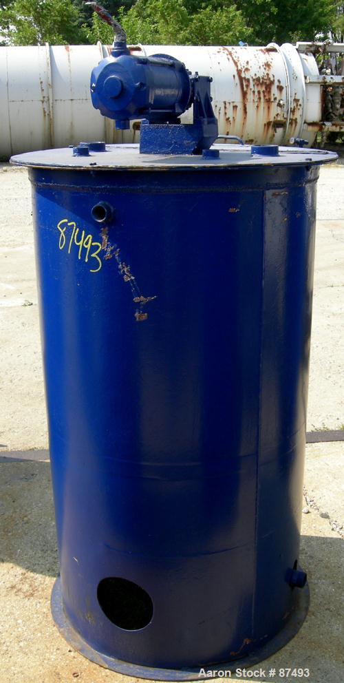 USED: Graco mix tank 125 gallons, carbon steel, vertical. 30" diameter x 40" straight side. Flat bolt on top with 1/3 hinged cover, dish bottom. Top mounted agitator, 1" diameter shaft with (2) 2 win...