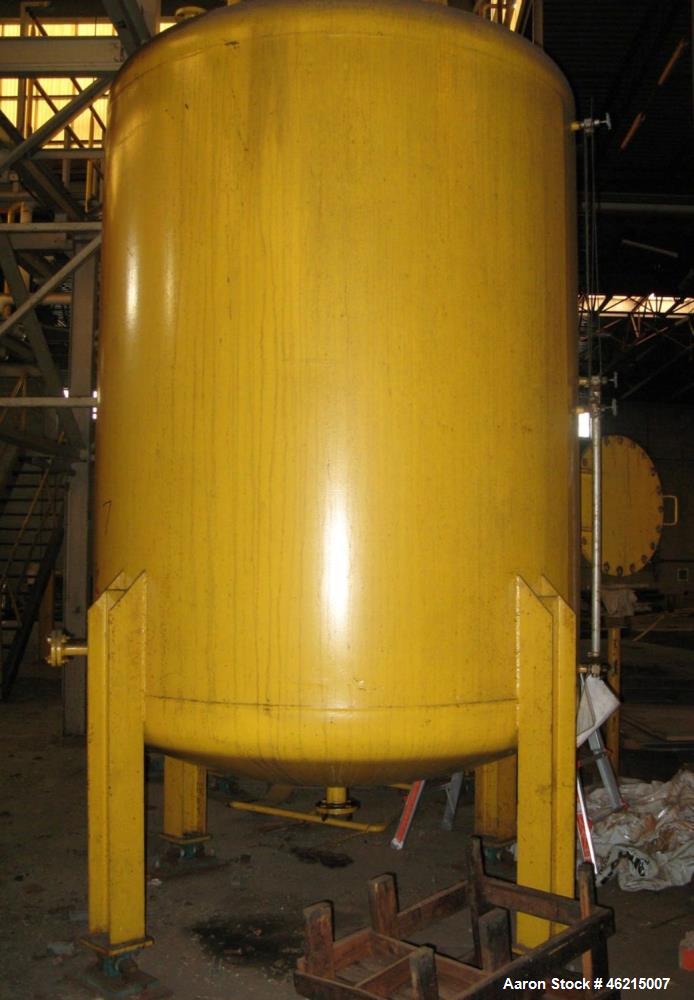 Used Henders 2500 Gallon Vertical Steel Storage Tank