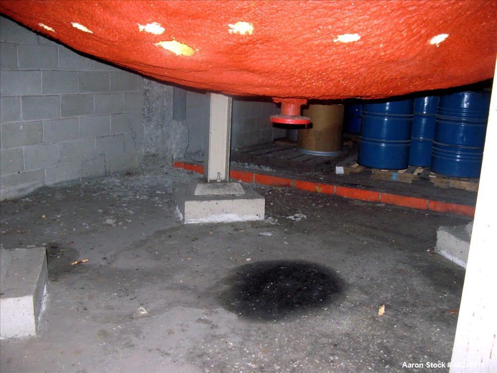 Used Henders 6000 Gallon Vertical Steel Storage Tank