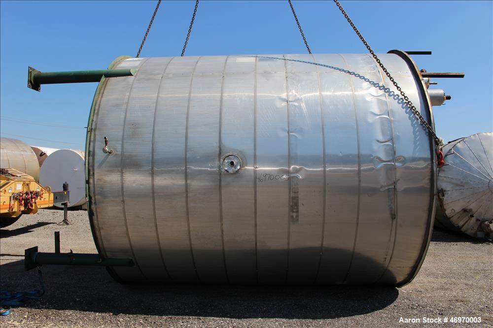 Used Mid-South Maintenance/MSM Tank, 12,000 Gallon, Carbon Steel, Vertical.