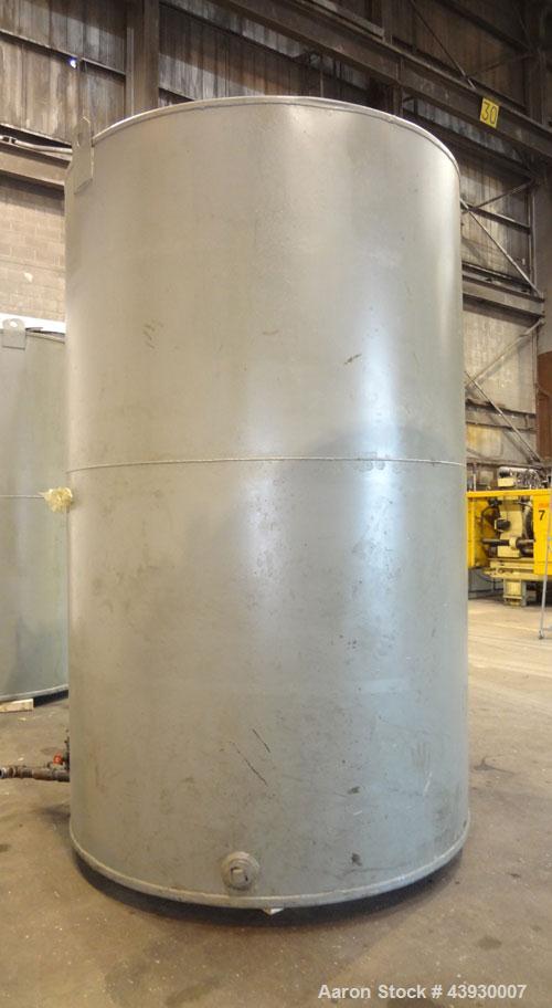 Used 3000 Gallon Carbon Steel Tank, Modern Welding Company, Approximately 7' diameter x 11' high.   Flat Top and Bottom.    3" Side Bottom Outlet, 18" Top Manway, UL listed for Above-ground  - Flamma...