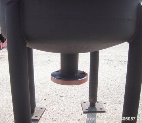 Unused- Mueller Pressure Tank, 75 Gallon, Model "F", SA-516 GR 70 carbon steel, vertical. 24'' diameter x 47'' straight side, dished top and bottom. Internal rated 30 psi at 500 deg F and -20 deg F a...