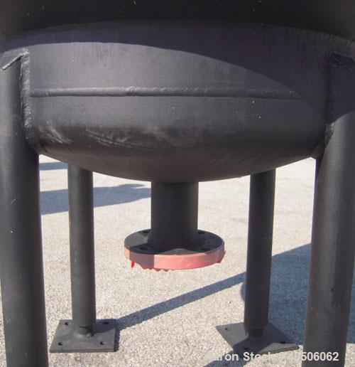 Unused- Mueller Pressure Tank, 75 Gallon, Model "F", SA-516 GR 70 carbon steel, vertical. 24'' diameter x 47'' straight side, dished top and bottom. Internal rated 30 psi at 500 deg F and -20 deg F a...