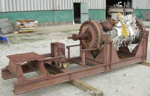 Used Nooter pressure tank, 55 gallon, carbon steel, horizontal. Approximately 16" diameter x 64" straight side, flat bolt on ends. Internal rated 600 psi at 300 deg F. Internal agitator, no drive. Op...