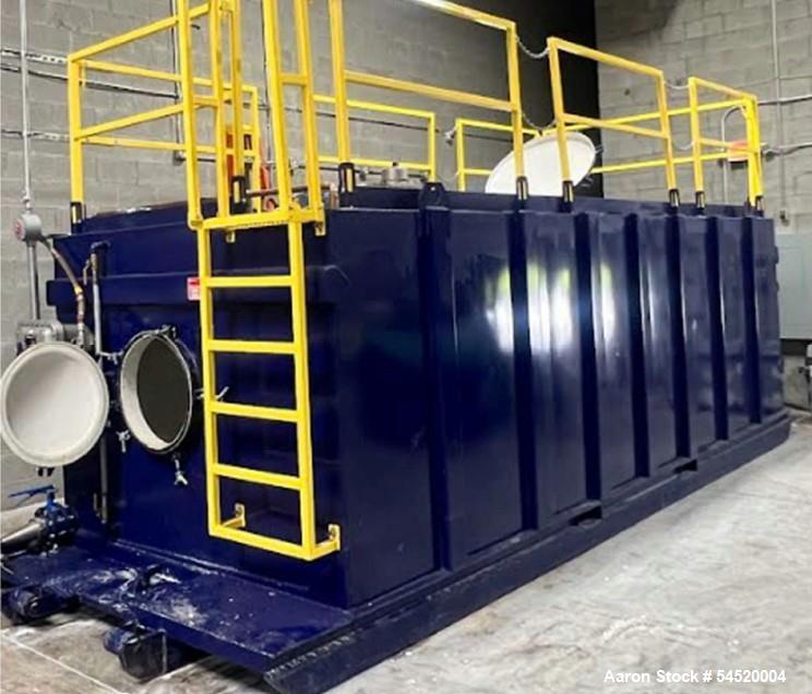 Pinnacle Manufacturing 5,600 Gallon Horizontal Mixing Tank with Dual Agitation System and Carbon Steel Construction