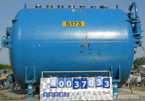 Used DeDietrich Glass Lined Reciever Tank, 1000 gallon, 3008 blue glass, horizontal. Approximately 60" diameter x 72" straight side, dished ends. Internal rated 40/fv at 400 deg F. Openings: top 4", ...