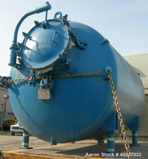 Used DeDietrich Glass Lined Reciever Tank, 1000 gallon, 3008 blue glass, horizontal. Approximately 60" diameter x 72" straight side, dished ends. Internal rated 40/fv at 400 deg F. Openings: top 4", ...