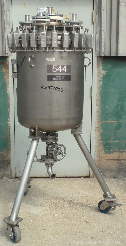Used DeDietrich Glass Lined Pressure Receiver, 50 gallon, 3008 blue glass internal, NI200 nickel outside, vertical. 22-1/2" Diameter x 28" straight side. Clamp on dished top, dish bottom. Internal ra...