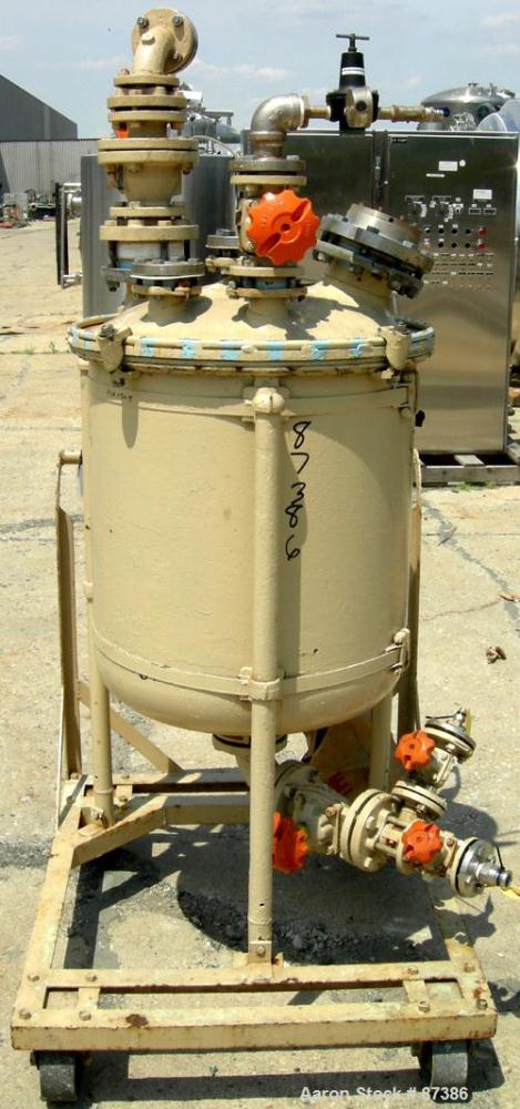 Used Pfaudler Glass Lined Pressure Tank, 50 Gallons, Vertical. 24" Diameter x 24" straight side. Dish bolt on top, dish bottom. Internal rated 150 psi/FV at -20 to 450 deg F. Openings: top (3) 2", 3"...