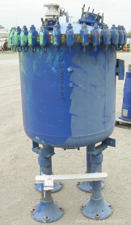 Used Pfaudler glass lined receiver tank, 100 gallon, type 9115 glass, vertical. Approximate 32" diameter x 28" straight side. Dish top with bolt-down cover, dish bottom. Internal rated 25/FV @ 450 de...