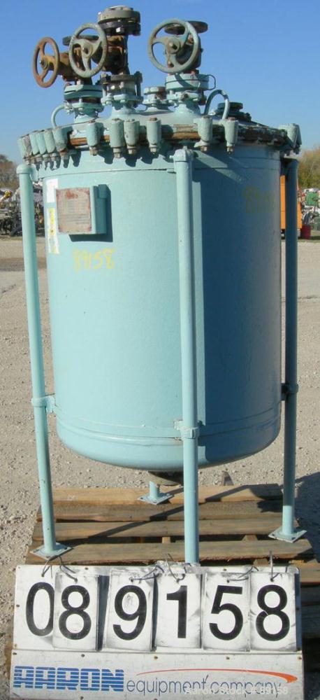 USED: Pfaudler glass lined receiver tank, 100 gallon, 3315 glass, vertical. Approximate 30" diameter x 34" straight side. Di...