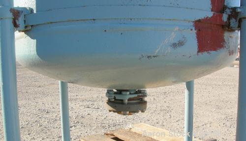 USED: Pfaudler glass lined receiver tank, 100 gallon, 3315 glass, vertical. Approximate 30" diameter x 34" straight side. Dish bolt-on top, dish bottom. Internal rated 25 psi at 650 deg F. Openings: ...