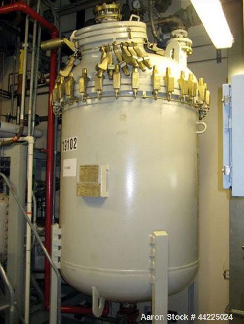 Used Tycon Glass Lined Receiver, 500 Gallon, 808 Glass, Vertical. 48" Diameter x 4'6" straight side, removable dished top, dished bottom. Internal rated 100 psi and full vacuum at 302 degrees F. 24" ...