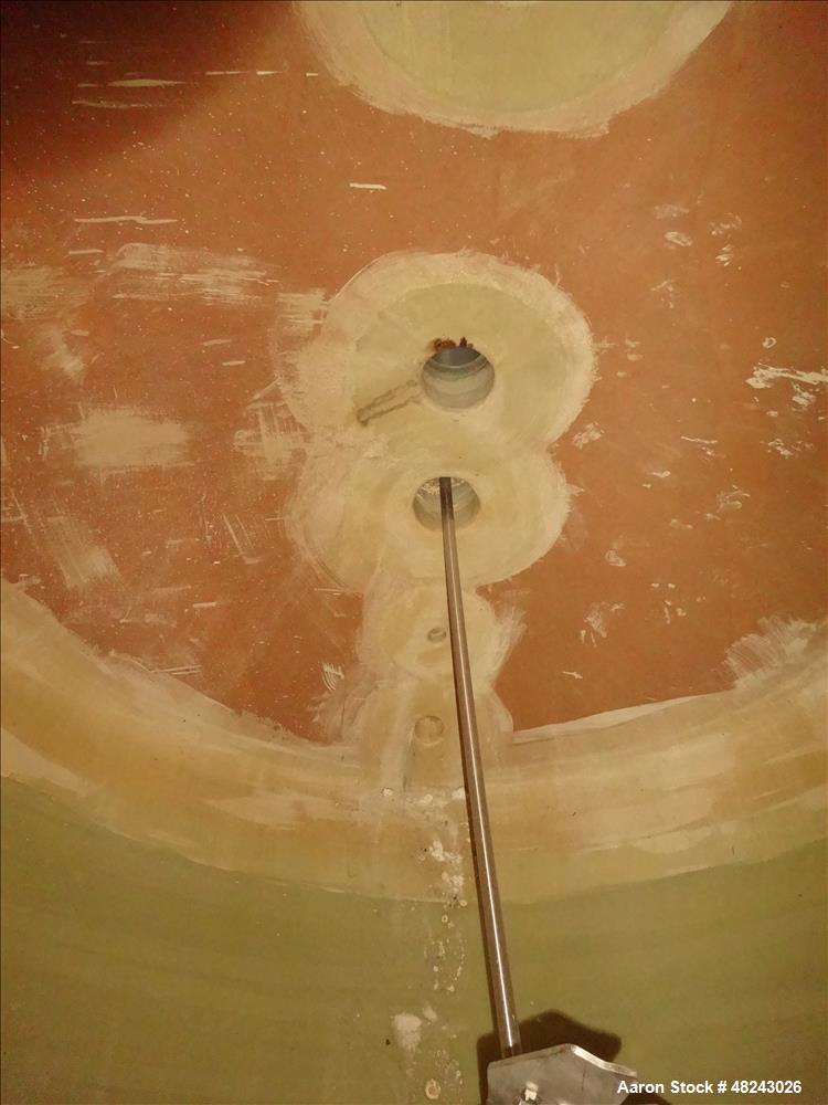 Used Augusta Fiberglass Tank, 1,930 Gallon, Vertical.
