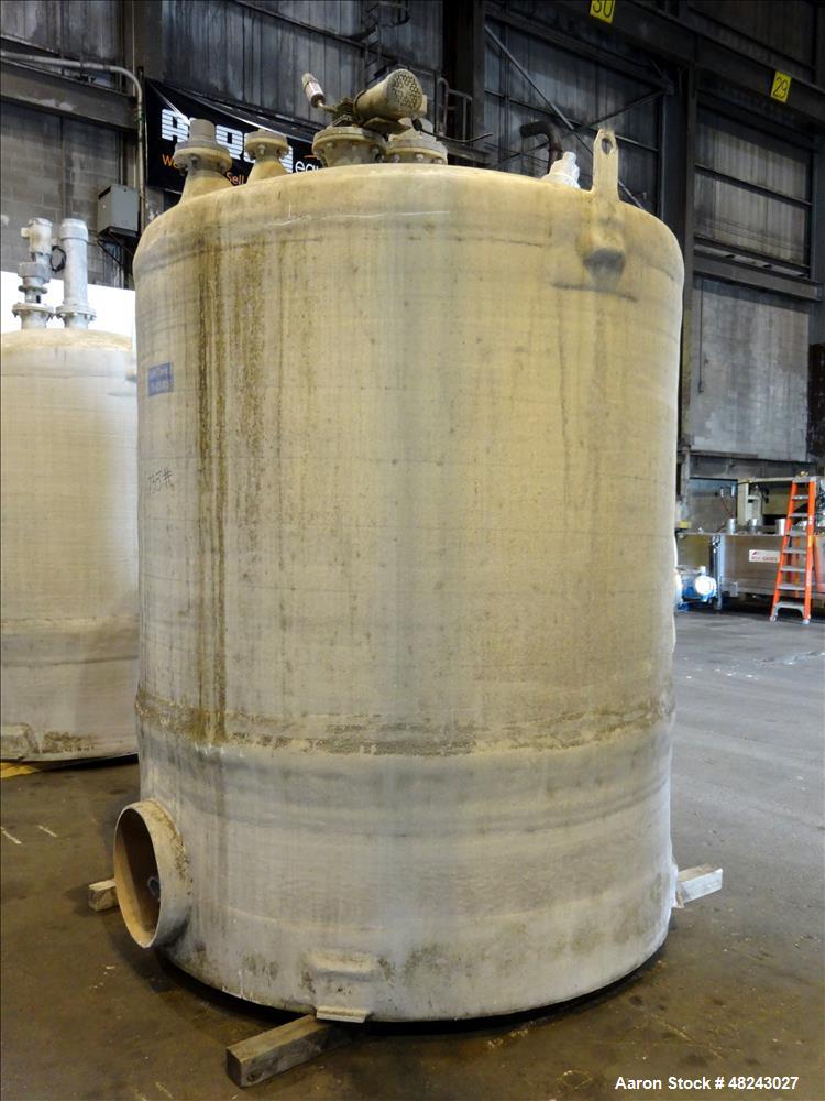 Used Augusta Fiberglass Tank, 1,930 Gallon, Vertical.