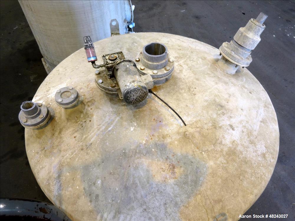 Used Augusta Fiberglass Tank, 1,930 Gallon, Vertical.